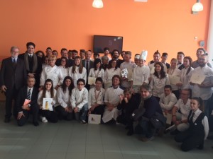 Divisa e cappelli da cuoco: l'Agenzia Formativa di Varese premia i suoi allievi