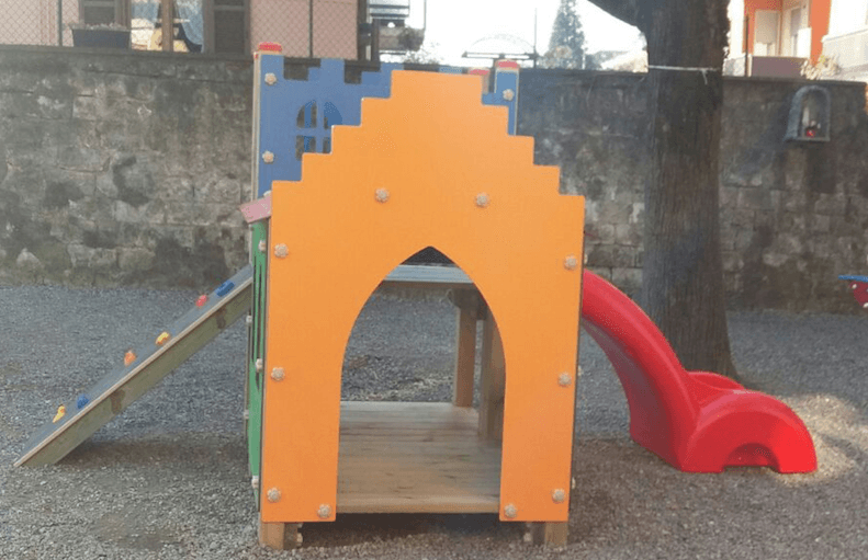 Luino, vince la solidarietà delle persone: in arrivo un regalo ai bambini della scuola primaria di viale Rimembranze