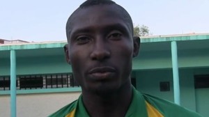 Il calciatore camerumense, Albert Ebosse (channelnewsasia.com)