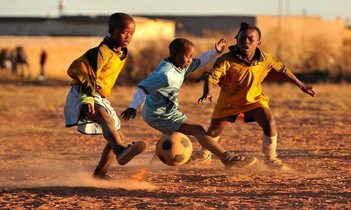 Raccolta fondi in favore dei bambini africani: Wishraiser mette in palio una cena con Eto'o