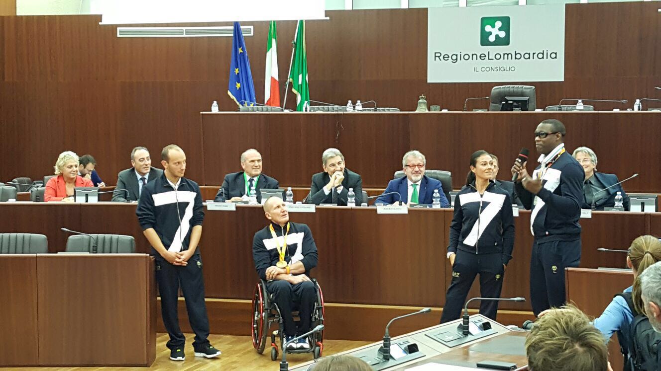 Rio 2016, in Consiglio regionale gli atleti olimpici e paralimpici lombardi. Morlacchi accolto da Maroni e Cattaneo