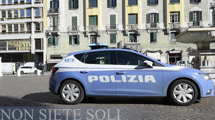 Varese, la campagna della Polizia di Stato contro le truffe "Non Siete Soli #ChiamateciSempre"