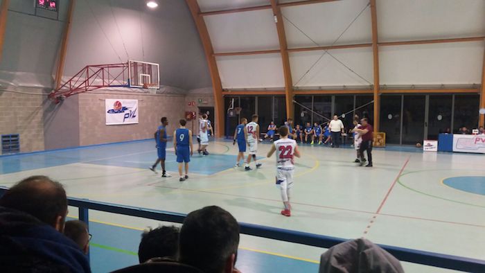 Luino: il primo derby va al Basket Verbano, PVL superata per 57-74 (Foto © Danilo Cambianica)