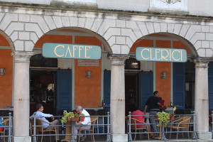 Il Caffè Clerici di Luino, che ospiterà il "Corto Week End 2015"