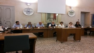 Laveno, consiglio comunale senza risposte alle dichiarazioni della minoranza