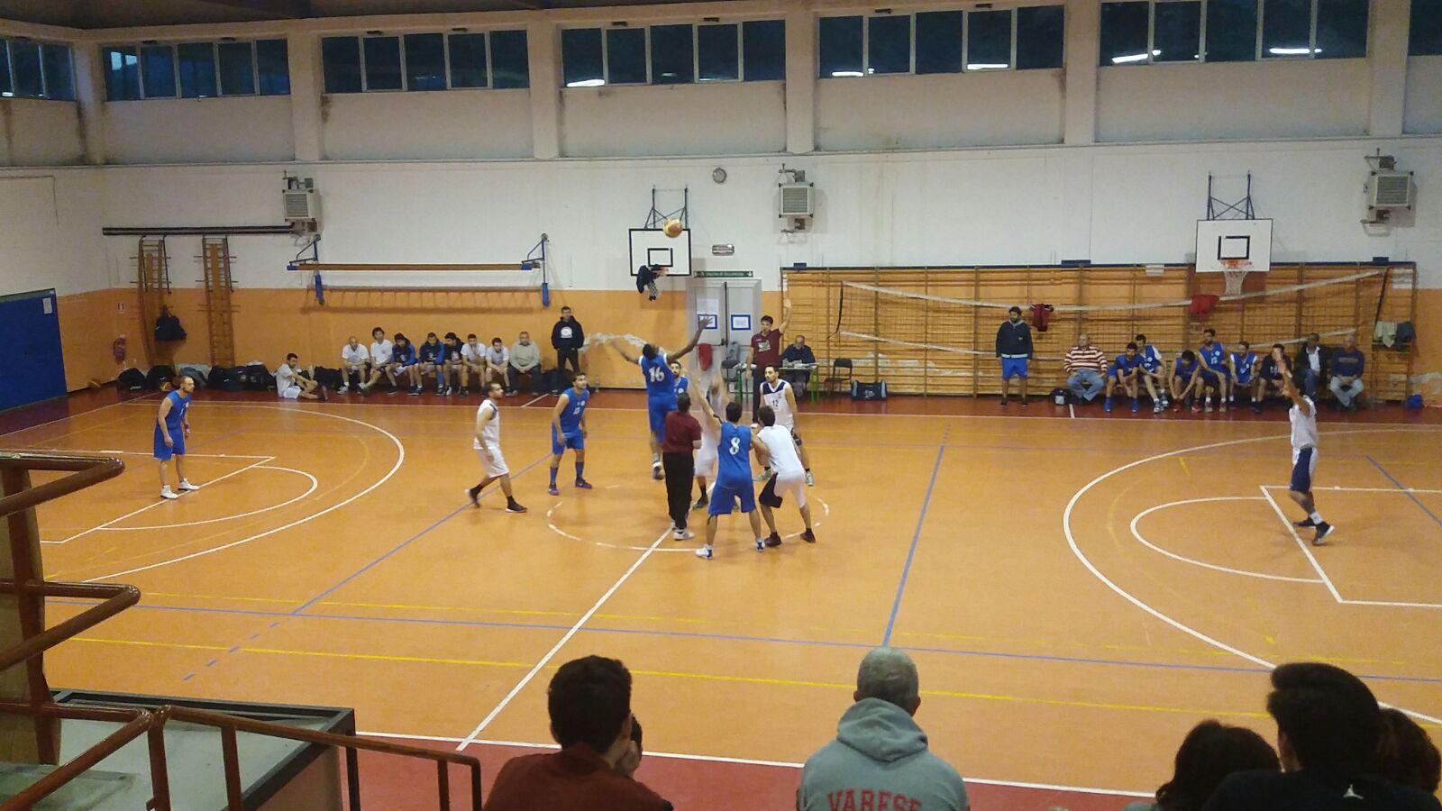 Luino, è un Basket Verbano senza limiti: anche Albizzate si inchina alla legge del PalaMenotti (Foto Danilo Cambianica)