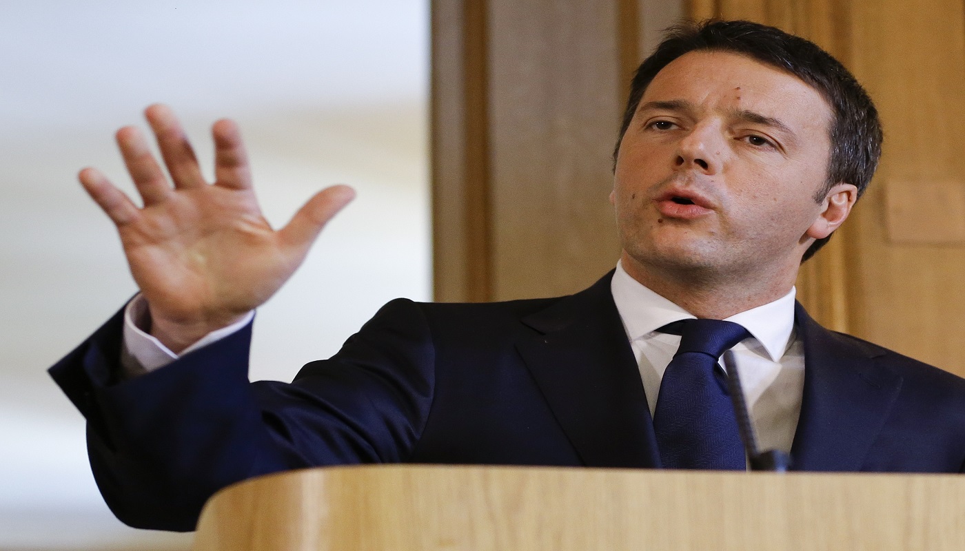 Renzi: "Concorsi per 10mila posti. Ma bisogna rottamare la filosofia 'checcozaloniana'"