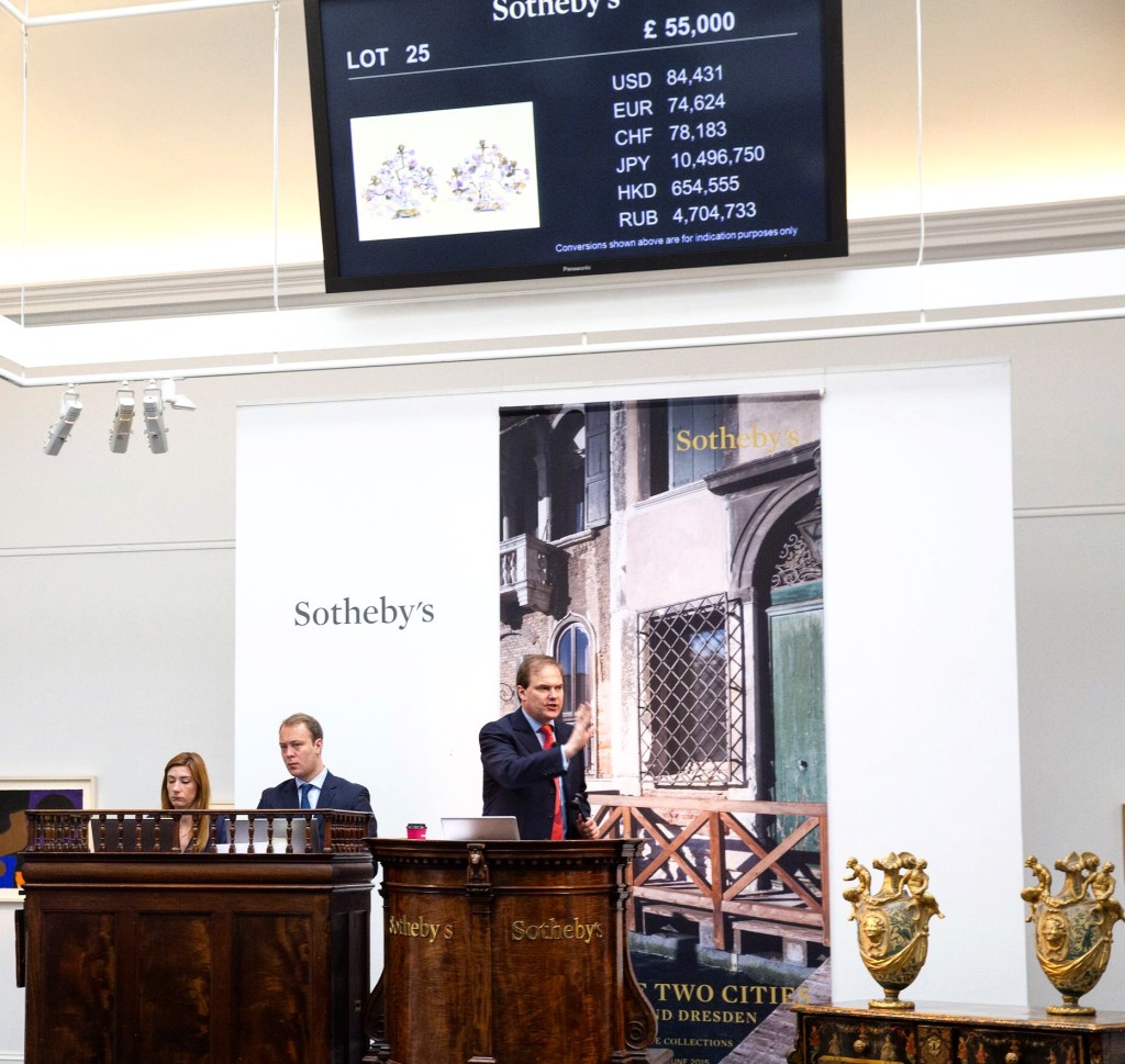 "Luinesi all'estero": Giorgia Parodi tra passione, arte e mercato lavora per la casa d'aste "Sotheby's"