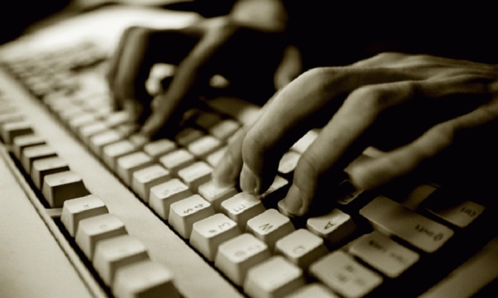 Sono 28 milioni gli italiani su Internet, ma ancora pochi navigano in sicurezza.