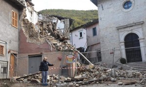Cdm, stanziati 40 milioni per lo stato d'emergenza. Errani:"Ricostruiremo tutto"