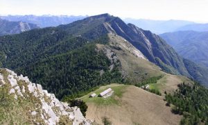 Cai Luino, domenica sul Monte Ziccher in Val Vigezzo. Una cima modesta" dal panorama stupendo