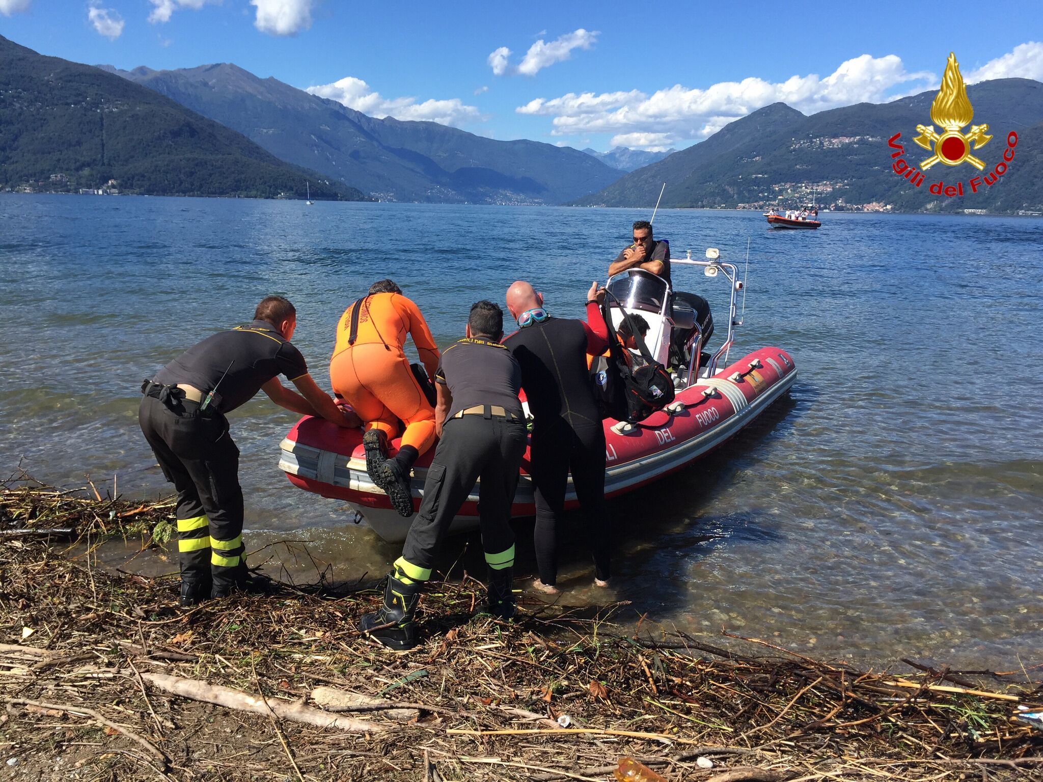 Tragedia a Germignaga, un 27enne muore annegato nelle acque della foce del Tresa