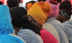 Migranti, i minori non accompagnati non potranno essere respinti. Approvato testo dalla Camera