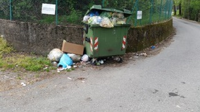 Luino, "Da settembre nessuna risposta, a Longhirolo quando intervenite?"